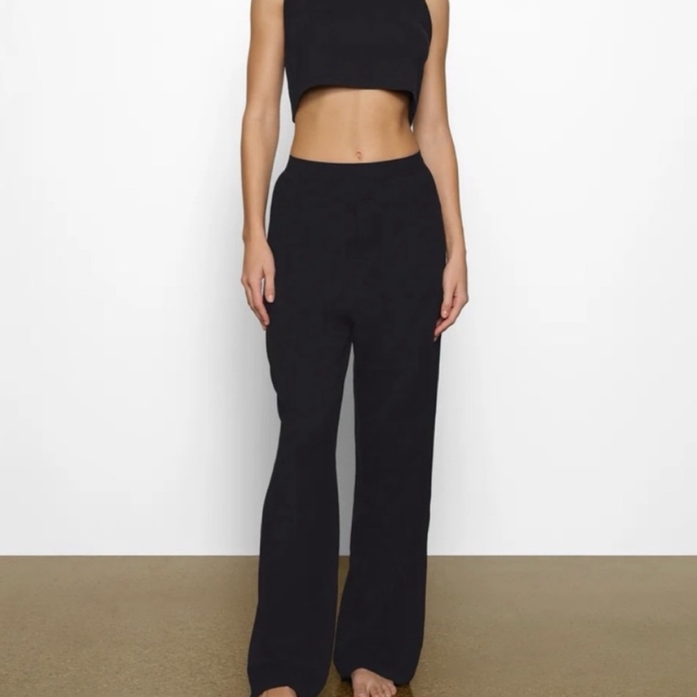 NWT skims boyfriend pants